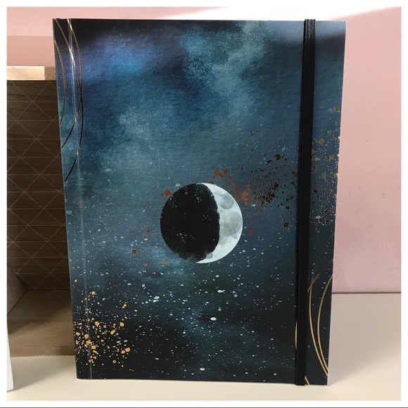 ‼️SOLD‼️Urban Outfitters Dream Journal - Picture 2 of 5